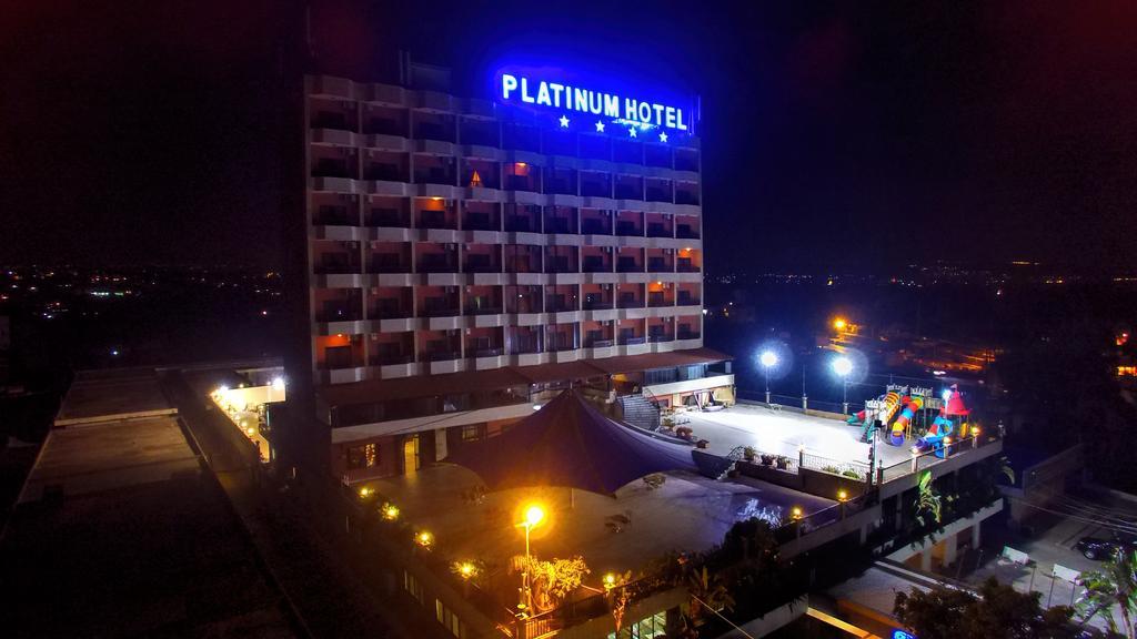 Platinum Hotel Tyrus Eksteriør billede