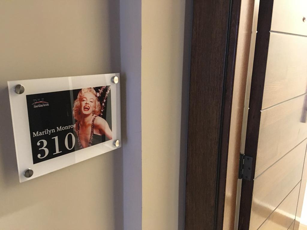 Platinum Hotel Tyrus Eksteriør billede